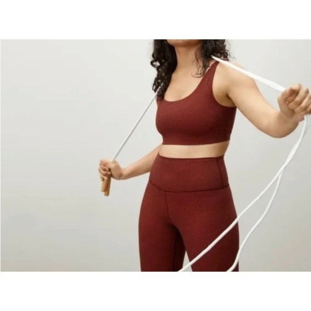 5 FOR $75 🩷 NWT Everlane The Perform Bra in Maroon